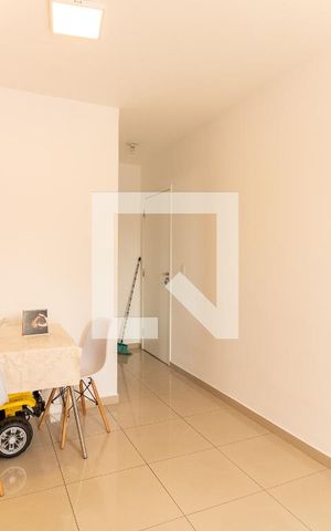 Apartamento à venda com 56m², 2 quartos e 1 vaga Apartamento à venda com 56m², 2 quartos e 1 vagaSala