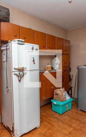 Casa à venda com 258m², 3 quartos e 4 vagas Casa à venda com 258m², 3 quartos e 4 vagasCozinha