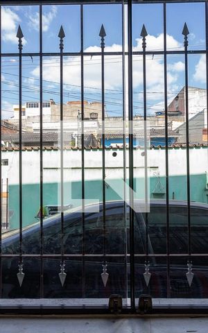 Casa à venda com 258m², 3 quartos e 4 vagas Casa à venda com 258m², 3 quartos e 4 vagasVista da sala