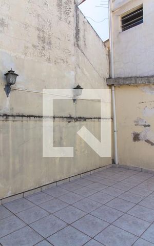 Casa à venda com 118m², 2 quartos e 2 vagas Casa à venda com 118m², 2 quartos e 2 vagasQuintal e Área de Serviço