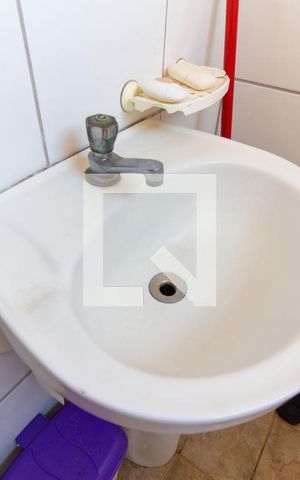 Casa à venda com 118m², 2 quartos e 2 vagas Casa à venda com 118m², 2 quartos e 2 vagasBanheiro da Suíte