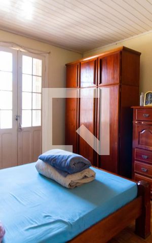 Casa à venda com 118m², 2 quartos e 2 vagas Casa à venda com 118m², 2 quartos e 2 vagasQuarto