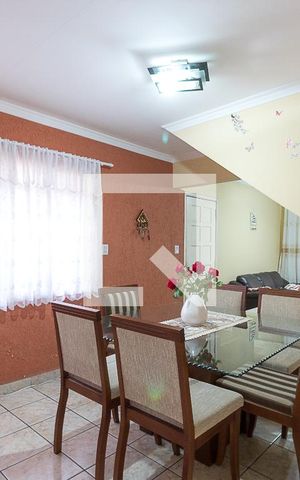 Casa à venda com 170m², 3 quartos e 2 vagasSala 2