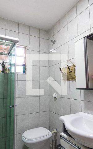 Casa à venda com 170m², 3 quartos e 2 vagasBanheiro 1