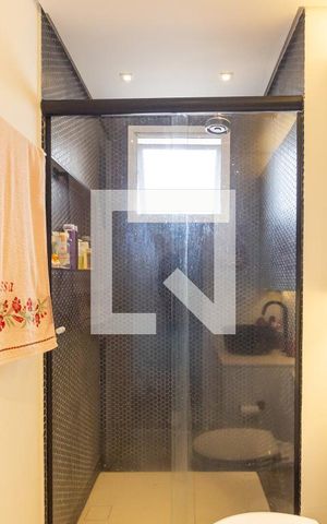Apartamento à venda com 75m², 2 quartos e 1 vagaBanheiro da Suíte