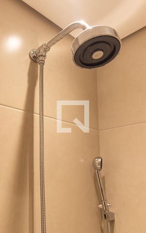 Apartamento à venda com 75m², 2 quartos e 1 vagaChuveiro