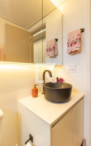 Apartamento à venda com 75m², 2 quartos e 1 vagaBanheiro da Suíte