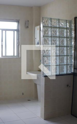 Apartamento à venda com 76m², 2 quartos e 1 vagaCozinha e Área de Serviço
