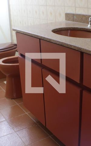 Apartamento à venda com 76m², 2 quartos e 1 vagaBanheiro