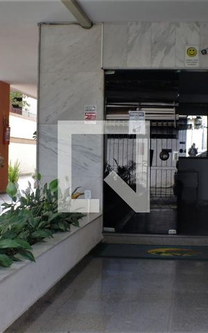 Apartamento à venda com 76m², 2 quartos e 1 vagaFachada e portaria