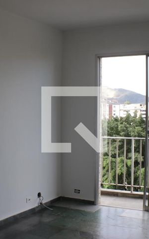 Apartamento à venda com 76m², 2 quartos e 1 vagaSala