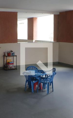 Apartamento à venda com 76m², 2 quartos e 1 vagaÁrea Comum - Playground