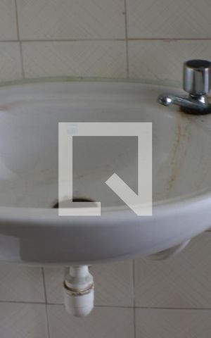 Apartamento à venda com 76m², 2 quartos e 1 vagaBanheiro de Serviço