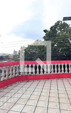 Casa à venda com 120m², 2 quartos e 2 vagasVaranda