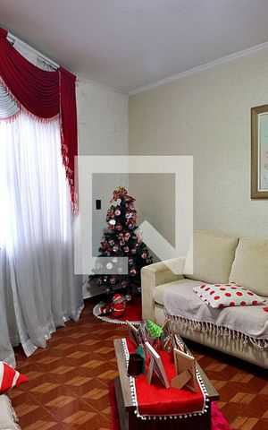 Casa à venda com 120m², 2 quartos e 2 vagasSala