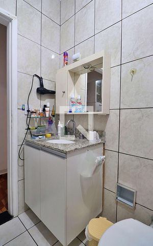 Casa à venda com 120m², 2 quartos e 2 vagasBanheiro Social