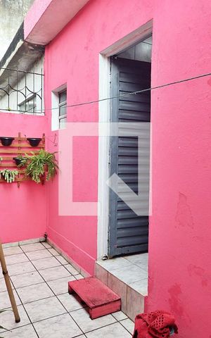 Casa à venda com 120m², 2 quartos e 2 vagasQuintal