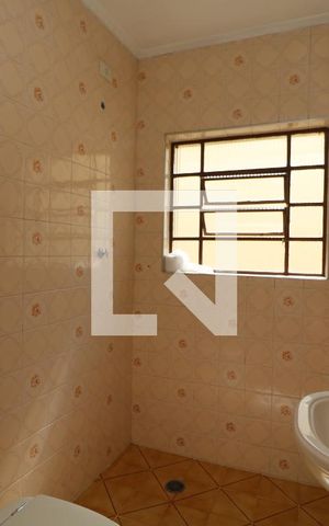 Casa à venda com 120m², 5 quartos e 2 vagasBanheiro 2