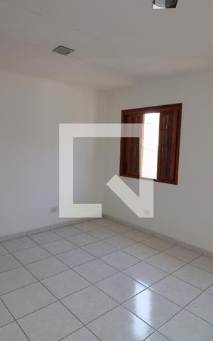 Casa à venda com 120m², 5 quartos e 2 vagasQuarto 