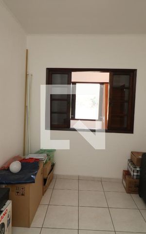Casa à venda com 120m², 5 quartos e 2 vagasQuarto 2