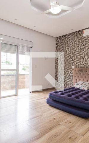Casa à venda com 304m², 4 quartos e 6 vagas Casa à venda com 304m², 4 quartos e 6 vagasSuíte 1