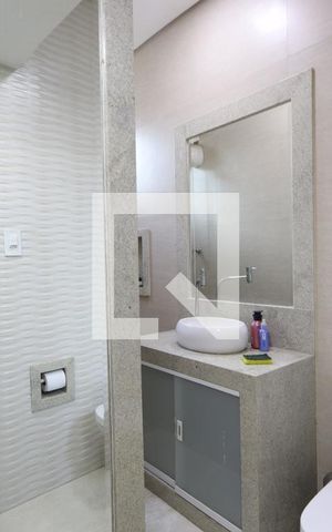 Casa à venda com 150m², 4 quartos e 3 vagasBanheiro de Baixo