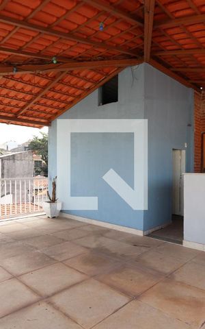 Casa à venda com 150m², 4 quartos e 3 vagasTerraço