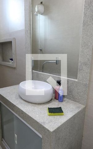 Casa à venda com 150m², 4 quartos e 3 vagasBanheiro de Baixo