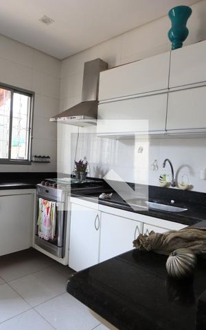 Casa à venda com 150m², 4 quartos e 3 vagasCozinha