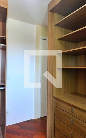 Apartamento à venda com 72m², 3 quartos e 1 vagaCloset