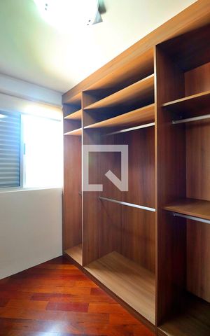 Apartamento à venda com 72m², 3 quartos e 1 vagaCloset