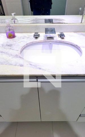 Apartamento à venda com 72m², 3 quartos e 1 vagaBanheiro