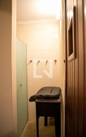 Casa à venda com 500m², 3 quartos e 4 vagas Casa à venda com 500m², 3 quartos e 4 vagasSáuna