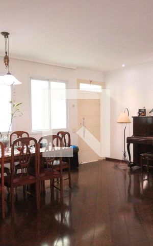 Casa à venda com 480m², 6 quartos e 5 vagasSala 1
