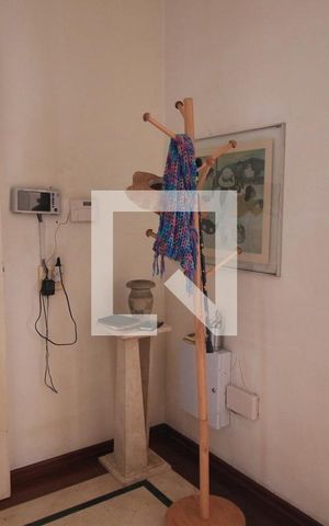 Casa à venda com 480m², 6 quartos e 5 vagasHall