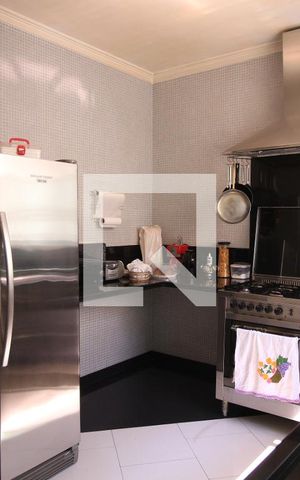 Casa à venda com 480m², 6 quartos e 5 vagasCozinha