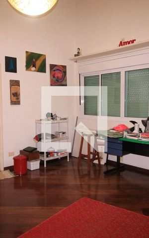 Casa à venda com 480m², 6 quartos e 5 vagasCômodo reversível