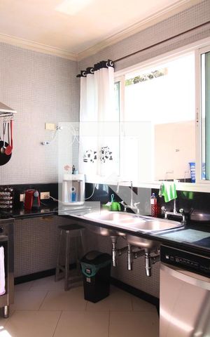 Casa à venda com 480m², 6 quartos e 5 vagasCozinha