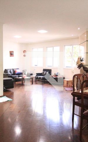 Casa à venda com 480m², 6 quartos e 5 vagasSala 1