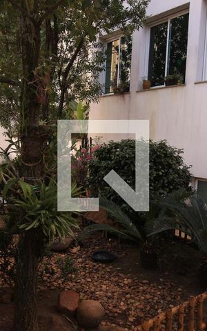 Casa à venda com 480m², 6 quartos e 5 vagasJardim