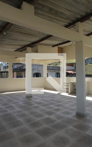 Casa para alugar com 220m², 2 quartos e 1 vagaÁrea de Serviço
