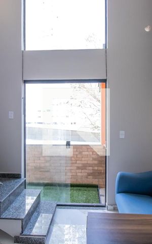 Studio à venda com 28m², 1 quarto e sem vaga Studio à venda com 28m², 1 quarto e sem vagaSala