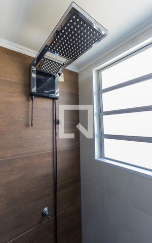 Apartamento para alugar com 48m², 2 quartos e 1 vaga Apartamento para alugar com 48m², 2 quartos e 1 vagaBanheiro