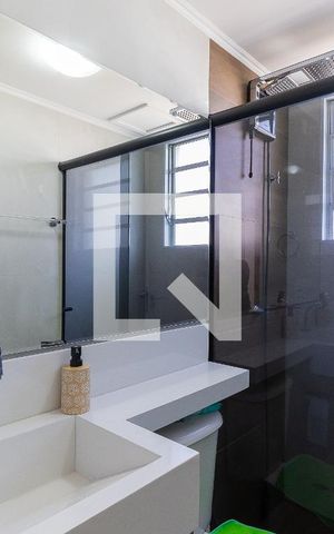 Apartamento para alugar com 48m², 2 quartos e 1 vaga Apartamento para alugar com 48m², 2 quartos e 1 vagaBanheiro
