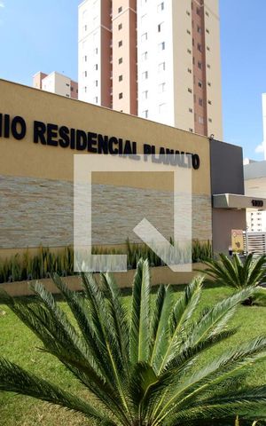Apartamento para alugar com 52m², 2 quartos e 1 vagaFachada do Condomínio