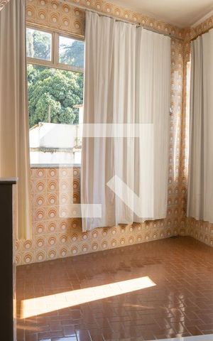 Apartamento à venda com 96m², 2 quartos e sem vaga Apartamento à venda com 96m², 2 quartos e sem vagaVaranda da Sala