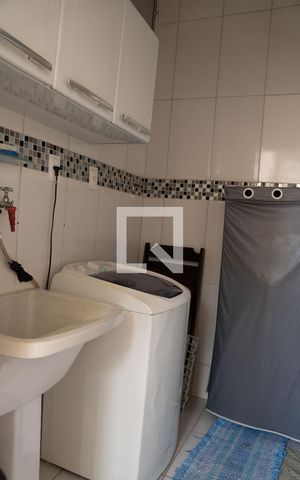 Apartamento à venda com 96m², 2 quartos e sem vaga Apartamento à venda com 96m², 2 quartos e sem vagaLavanderia