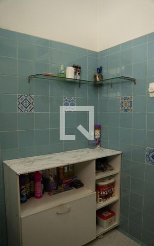Apartamento à venda com 96m², 2 quartos e sem vaga Apartamento à venda com 96m², 2 quartos e sem vagaBanheiro