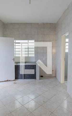 Casa à venda com 140m², 3 quartos e 2 vagas Casa à venda com 140m², 3 quartos e 2 vagasCozinha