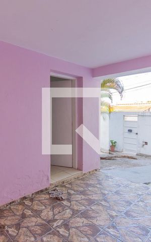 Casa à venda com 140m², 3 quartos e 2 vagas Casa à venda com 140m², 3 quartos e 2 vagasGaragem